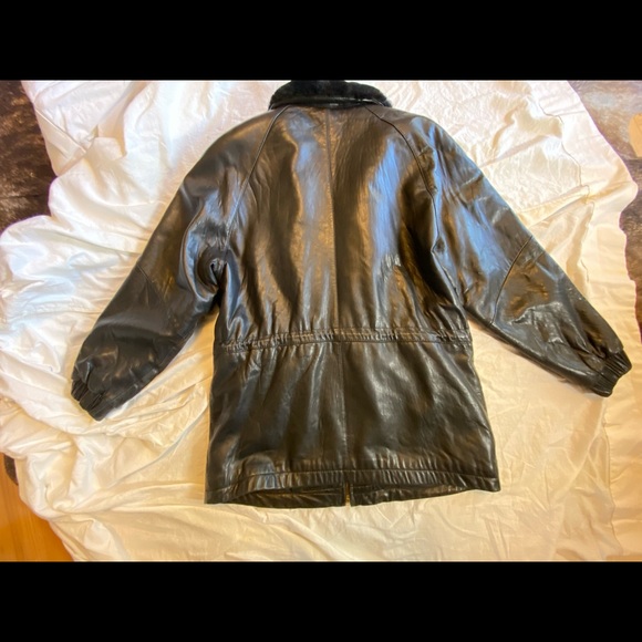 Leather anorak jacket with faux fur collar - Picture 3 of 7